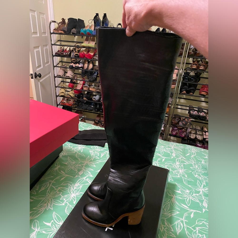 Gently Used CHANEL Heeled Boots